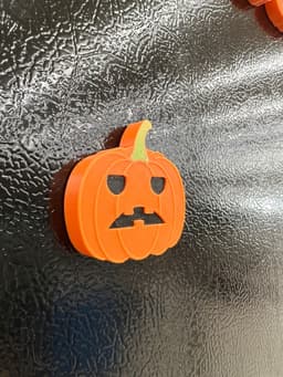 Spooky fridge magnets - Sad blocky - Print in place 3d model