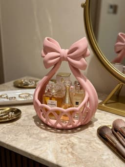 Coquette Bow Vanity Basket - Elegant Perfume & Jewelry Organizer 3d model