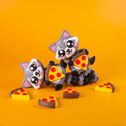 Fidget Raccoon with Clicky Pizza 3d model
