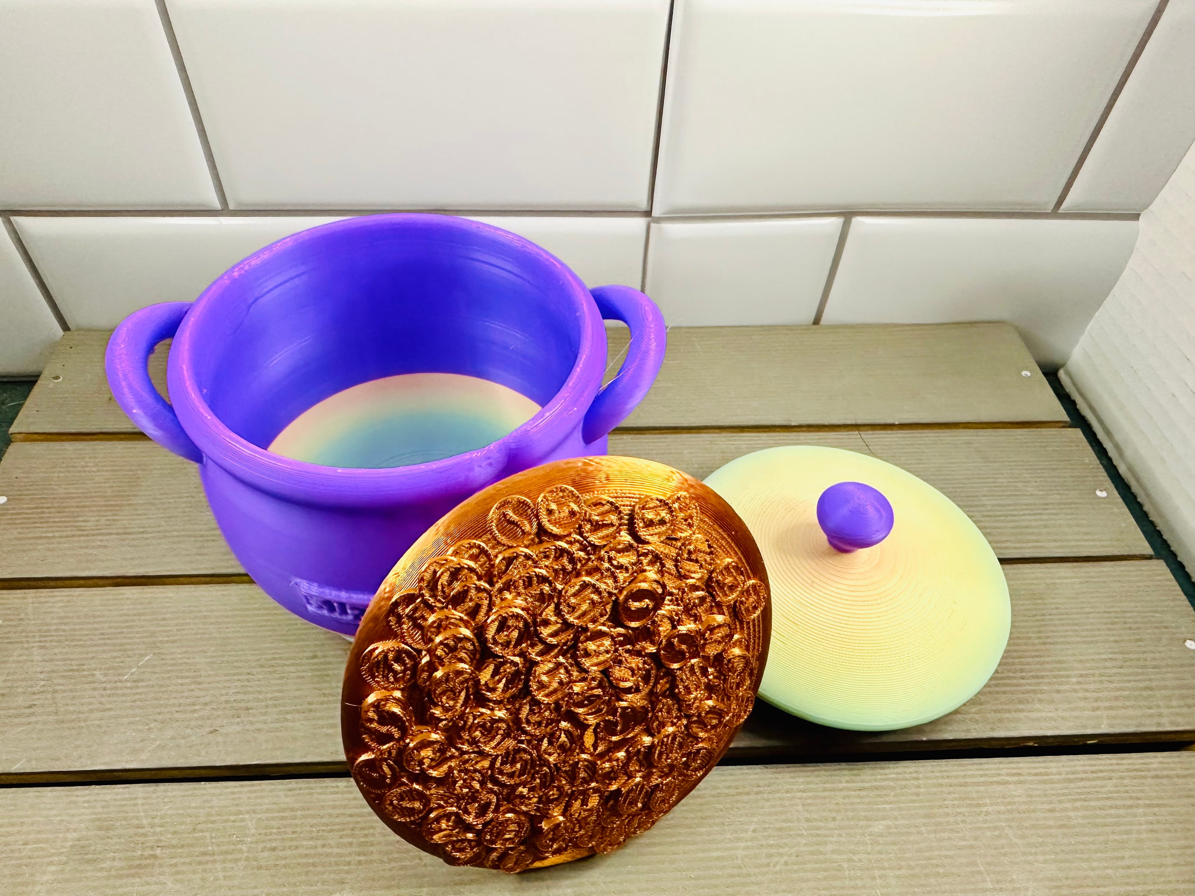 Gold insert and Blank Pot 3d model