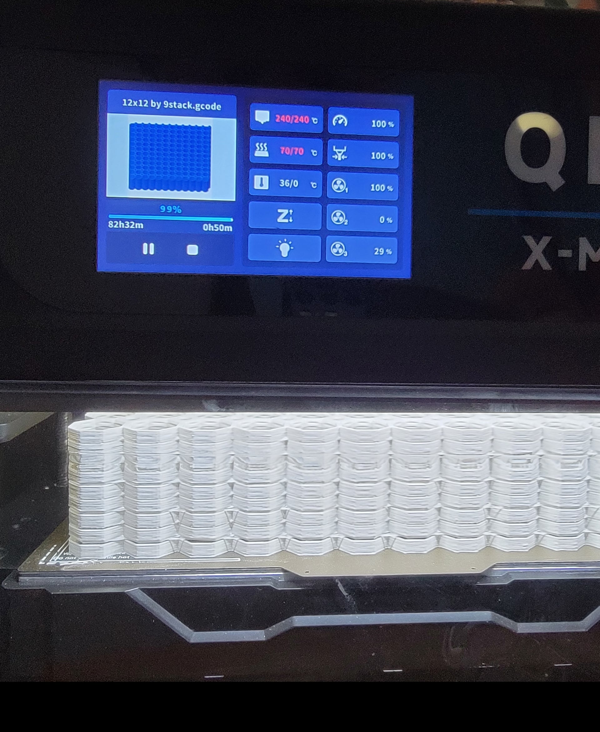 printed a 9 stack of 12 x 12. worked great! thanks!