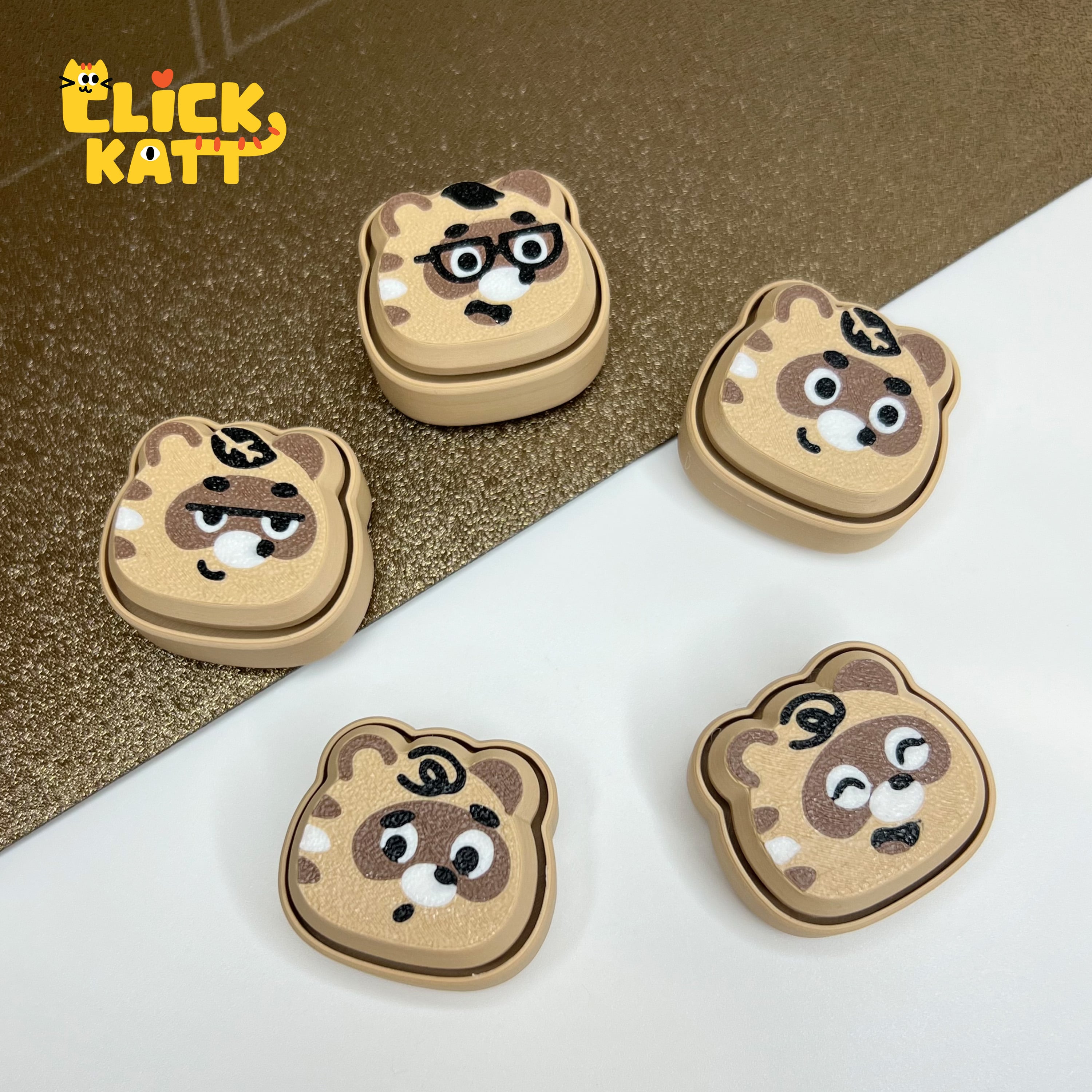 Tanuki - Clicker Fidget Toy Keychain 3d model
