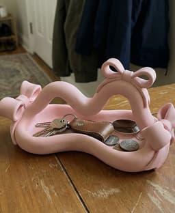 Coquette Wavy Bow Tray - Sculptural Home Decor Catchall 3d model