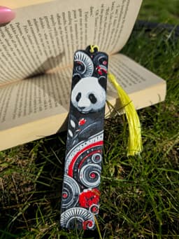 Elegant Panda 3D Printed Bookmark β Hue Forge Multi-Color Design 3d model