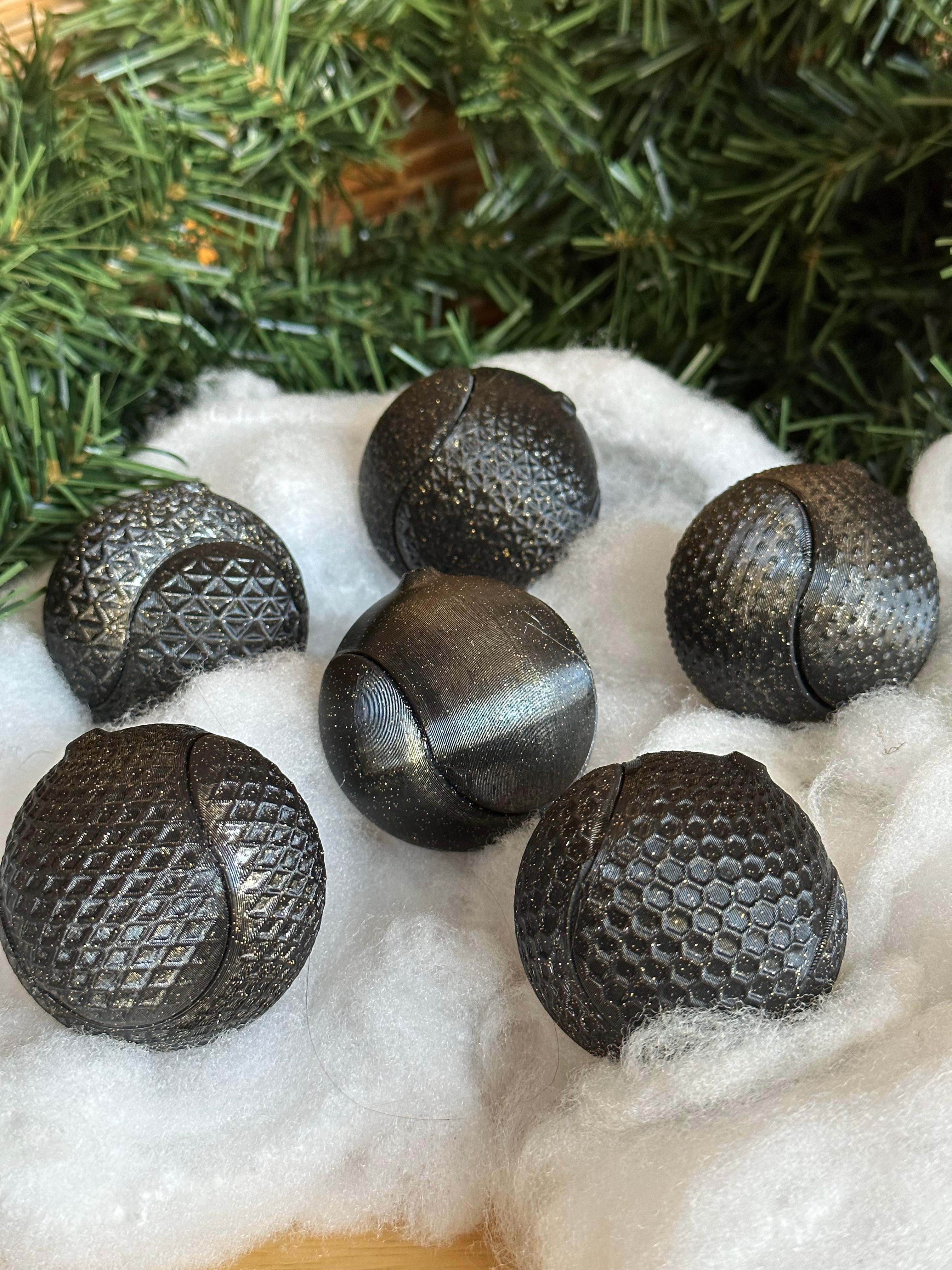 Spiralized Ornaments - Textured 3d model