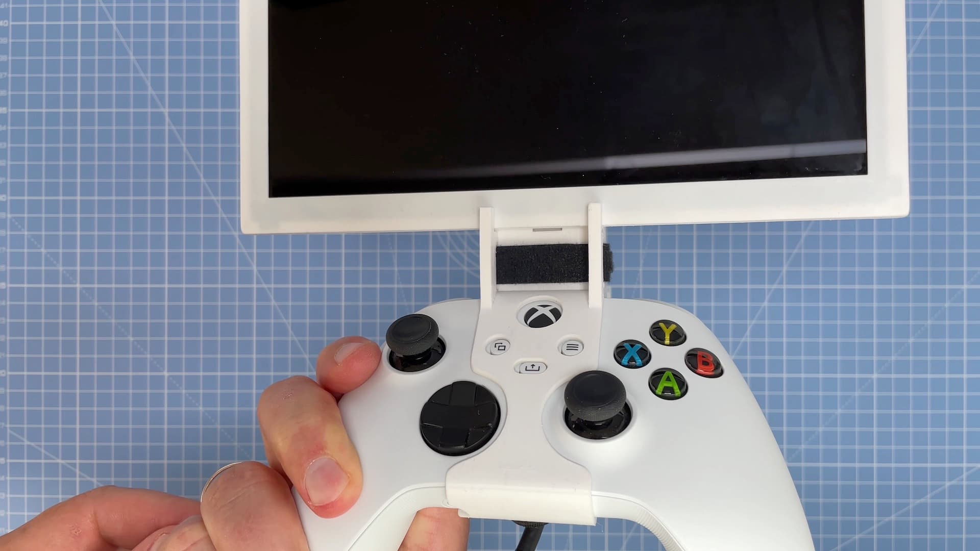 Xbox controller holder and case for iPad 3 screen 3d model
