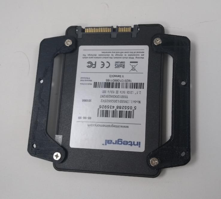 SSD Mount 2.5" to 3.5" adapter 3d model