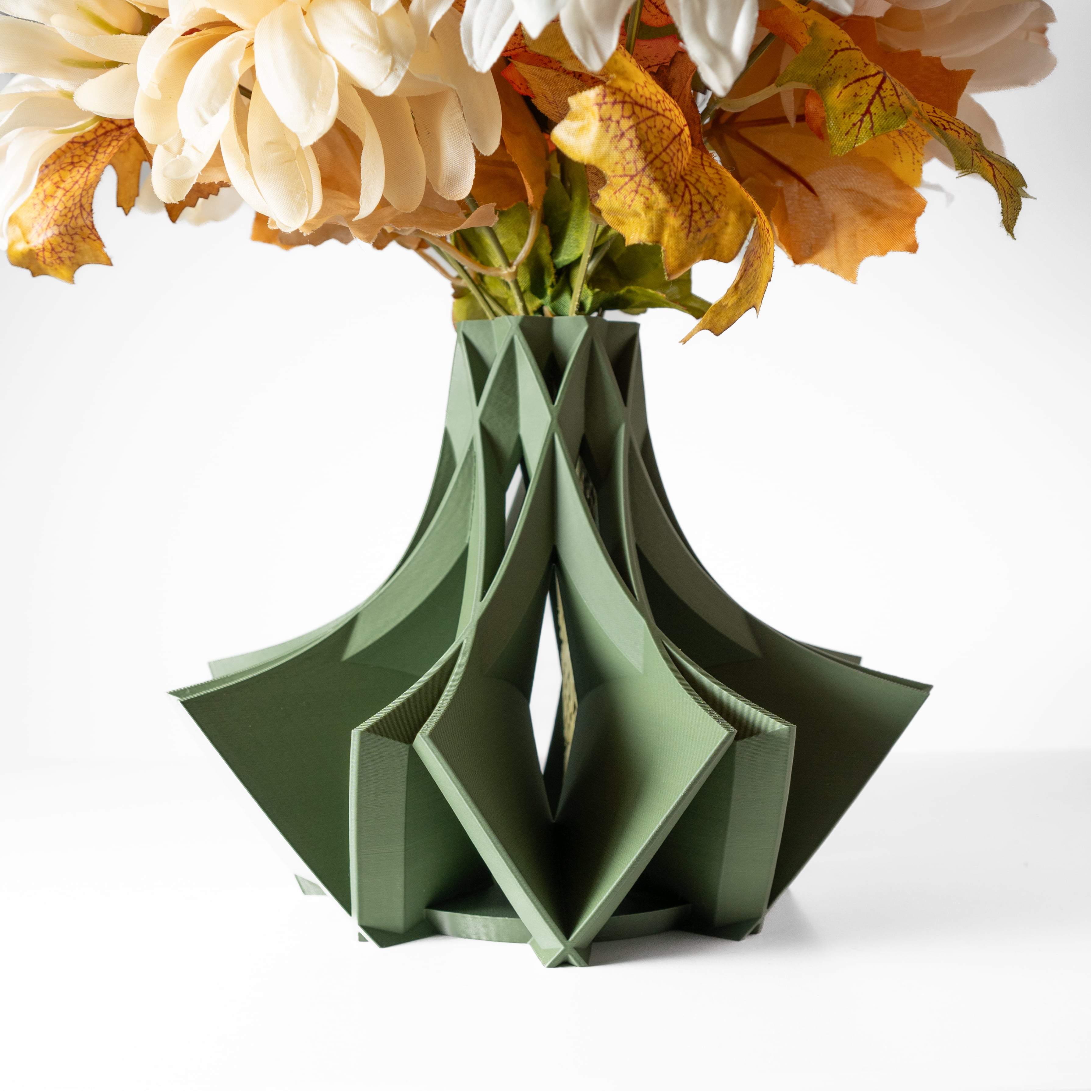 The Ramo Vase, Modern and Unique Home Decor for Dried and Preserved Flower Arrangement | STL File 3d model
