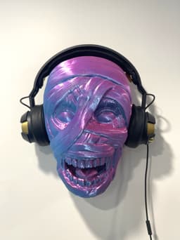 Mummy Head Wall Mounted Headphones Holder / No Supports 3d model