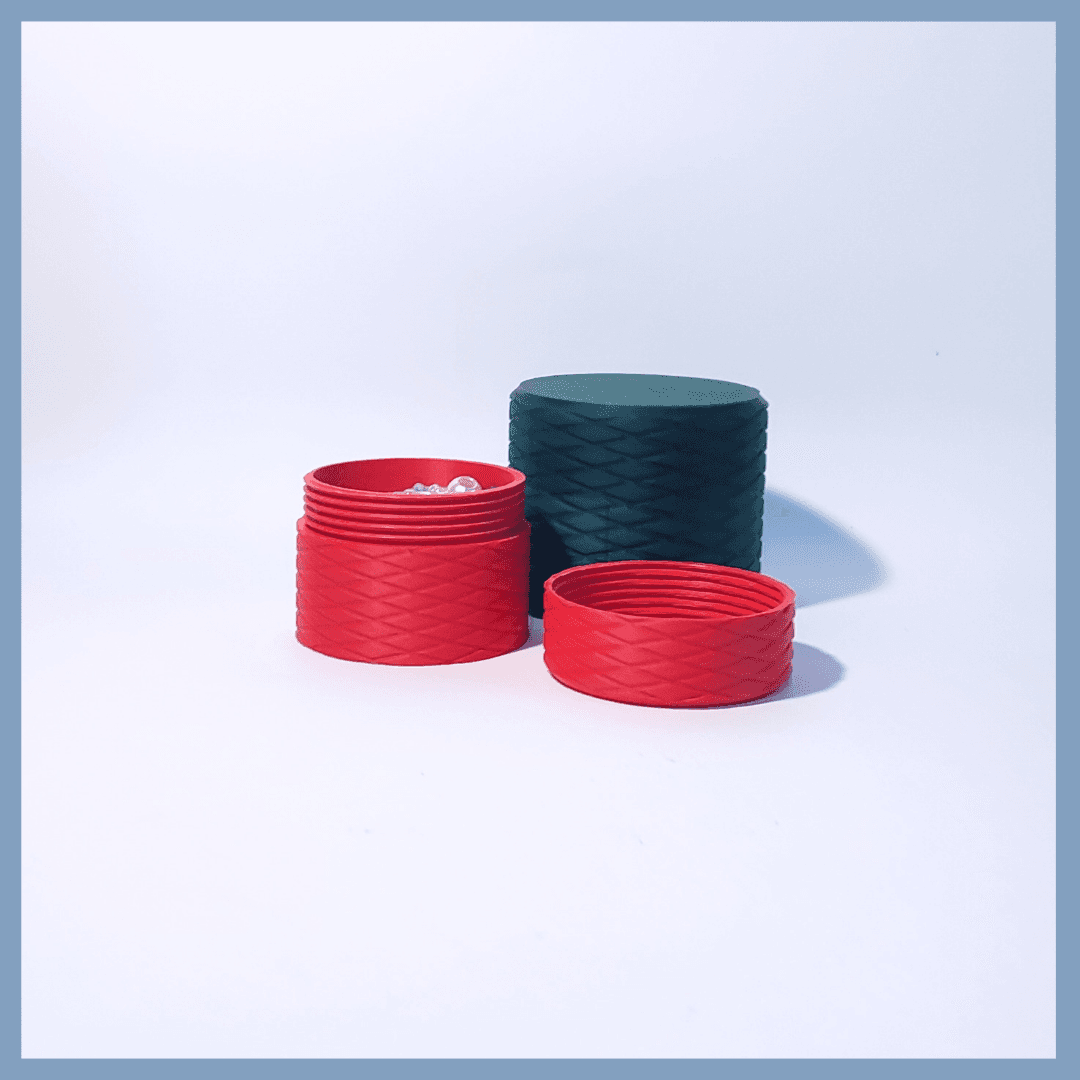  Container with thread  3d model