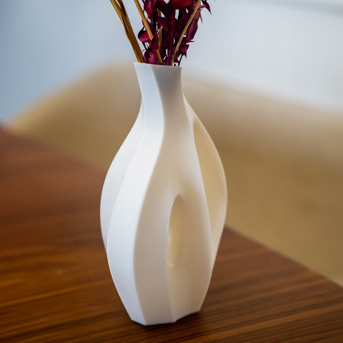 Organic Sculptural Dry Flower Vase 3d model