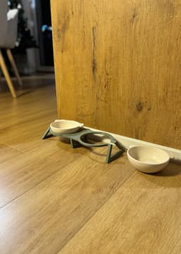 Pet food bowls stand 3d model