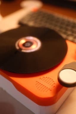 Record player charging station (iPhone MagSafe & Apple Watch) 3d model