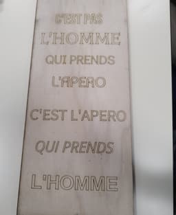 parcours capsule - Plaque du fond, avec une gravure
- 3d model