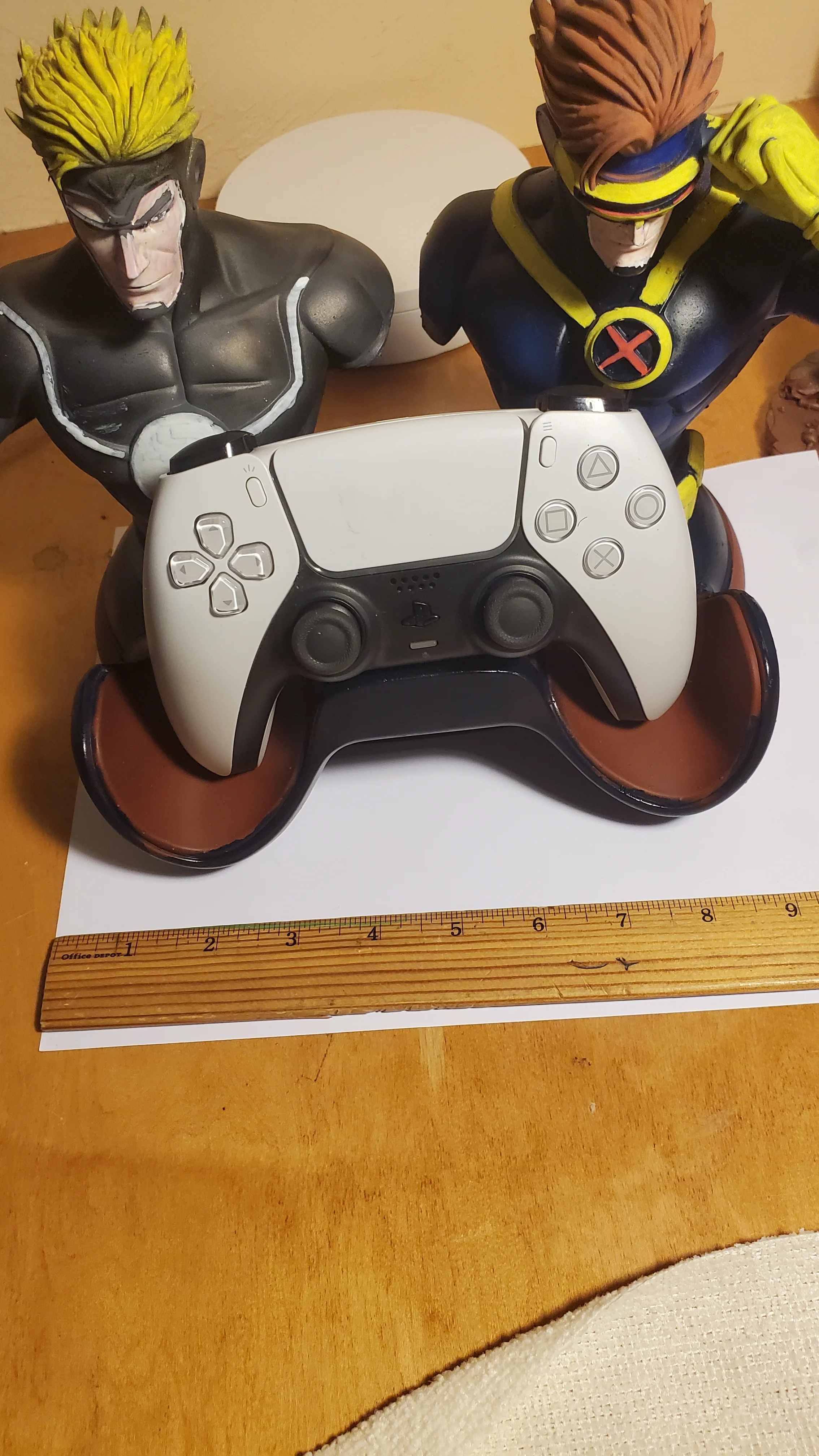 Havoc and Cyclops PS5 Controller holder 3d model