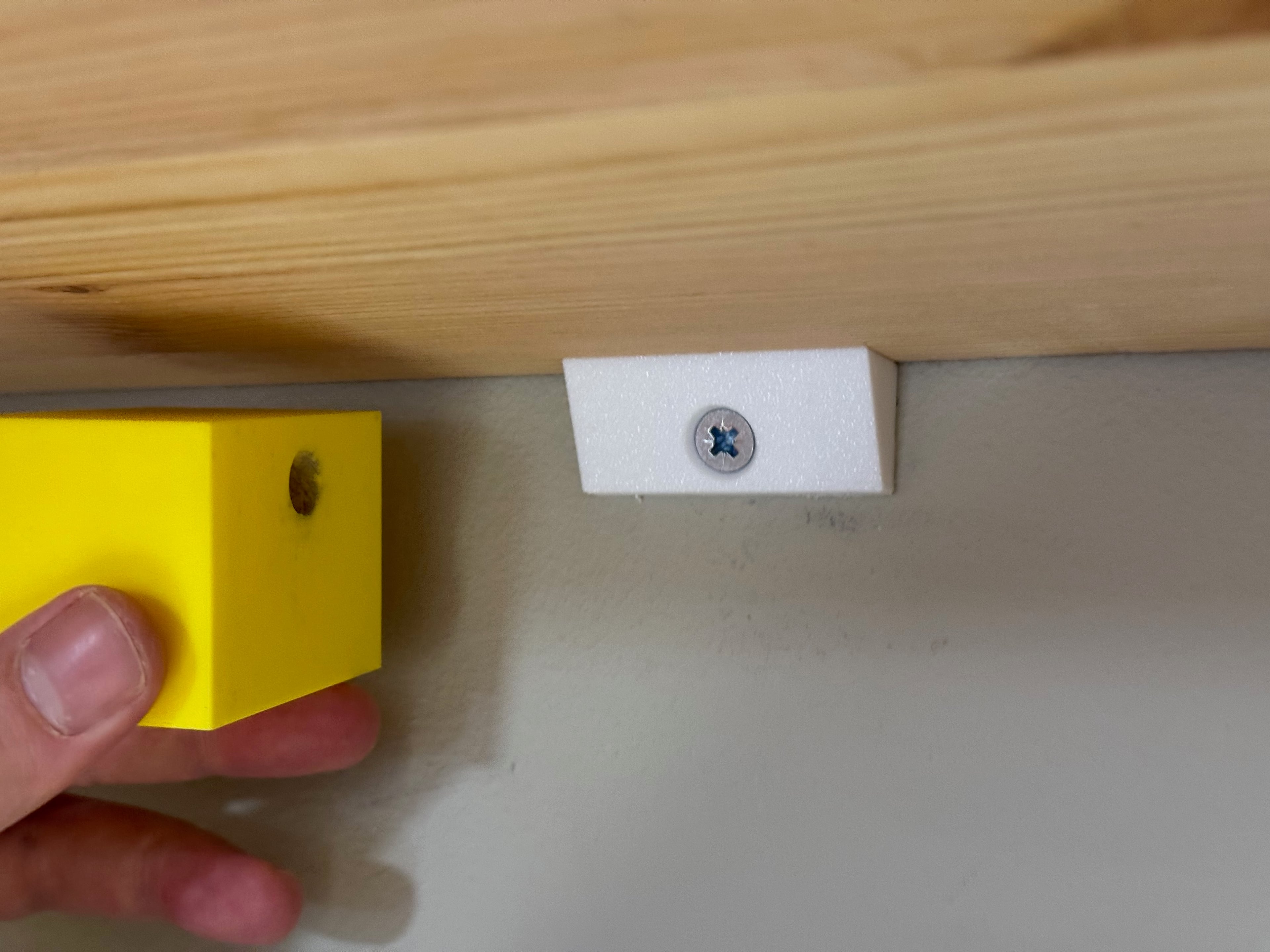 Wall-Mounted Tablet Support Bracket 3d model