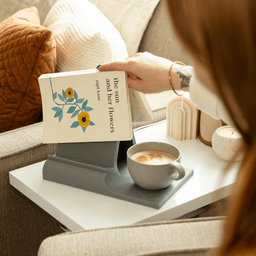 E reader charging stand 3d model