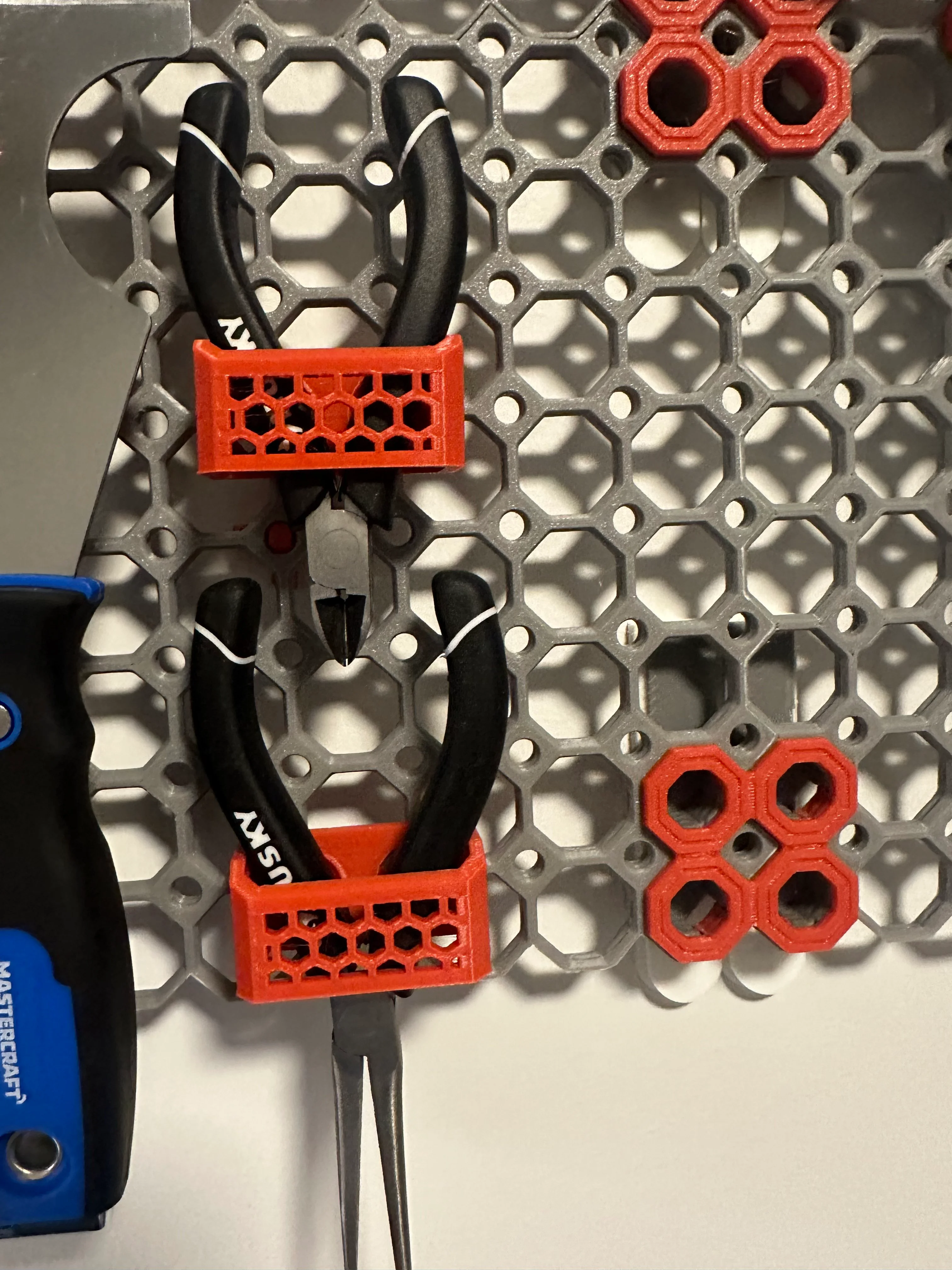 Parametric Vertical Mounted Multiboard Bins (repost) 3d model