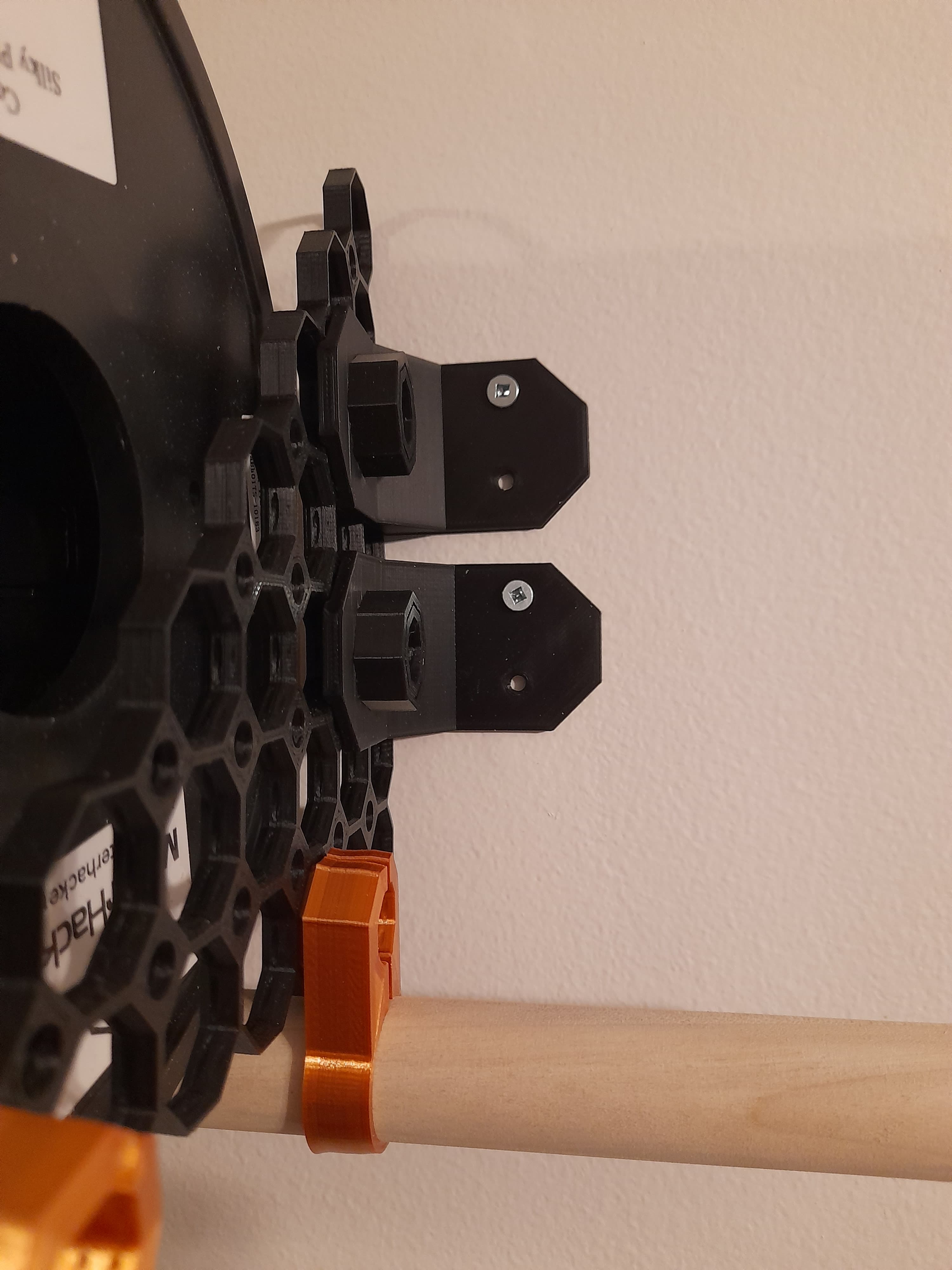 Big Thread Holes, 2x2 Inside Bracket (Direct to Wall) 3d model