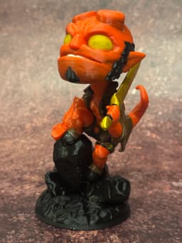 How can you not love this Lil' Hellboy? The minute I saw him, I had to print him. It took nearly three days to get this little guy finished, but he's worth it. One thing I love about Harper Crafthall's models is the pieces go together with magnets, making them easier to print, assemble and pose. 3d model