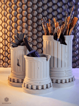 Damaged Spinning Pillars Desk Organizer 3d model