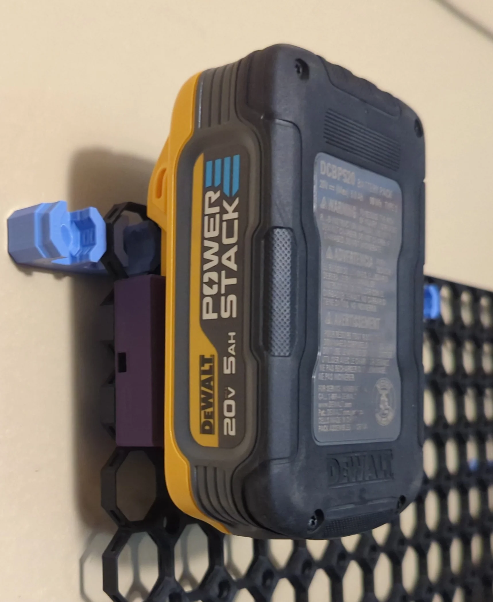 Multiboard mount for DeWalt 20V Batteries 3d model