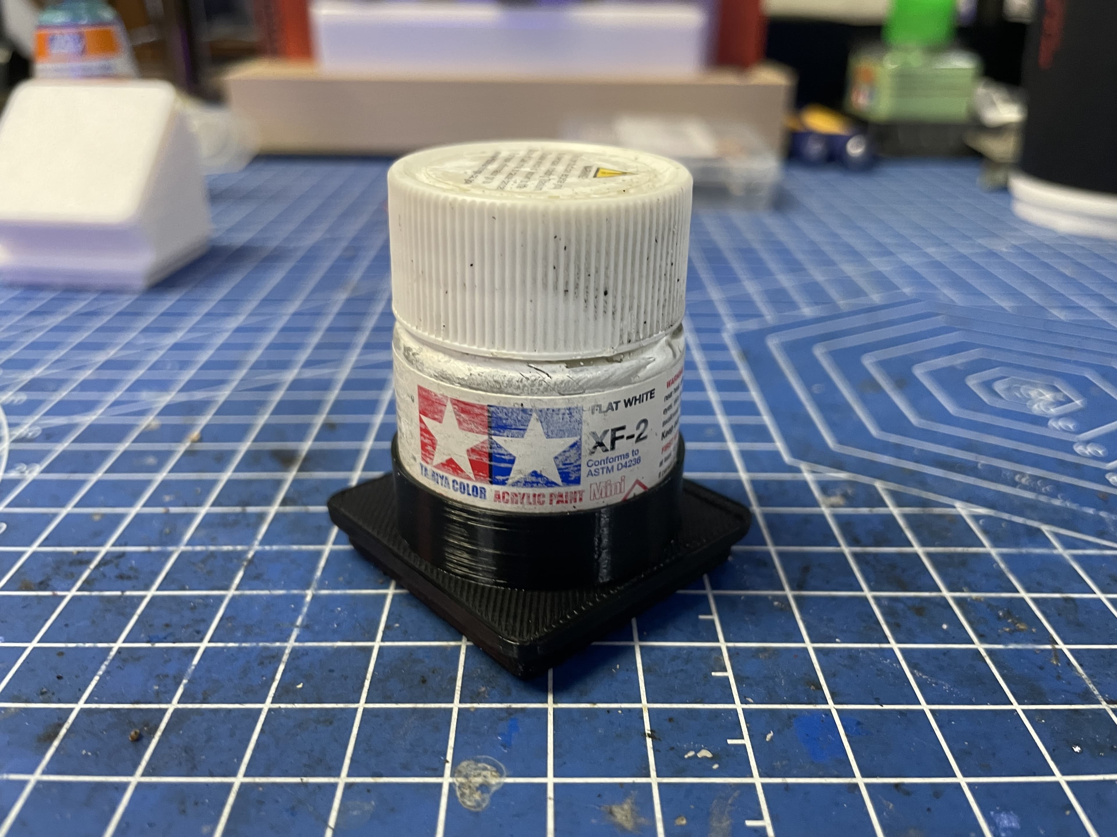 Gridfinity Tamiya and Glue Bottle 10ml Single Bottle Holder 3d model