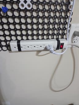 Mulitboard Velcro Tie Mid-Thread 3d model