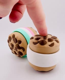 Chocolate Chip Ice Cream Sandwich DOUBLE sided Clicker 3d model