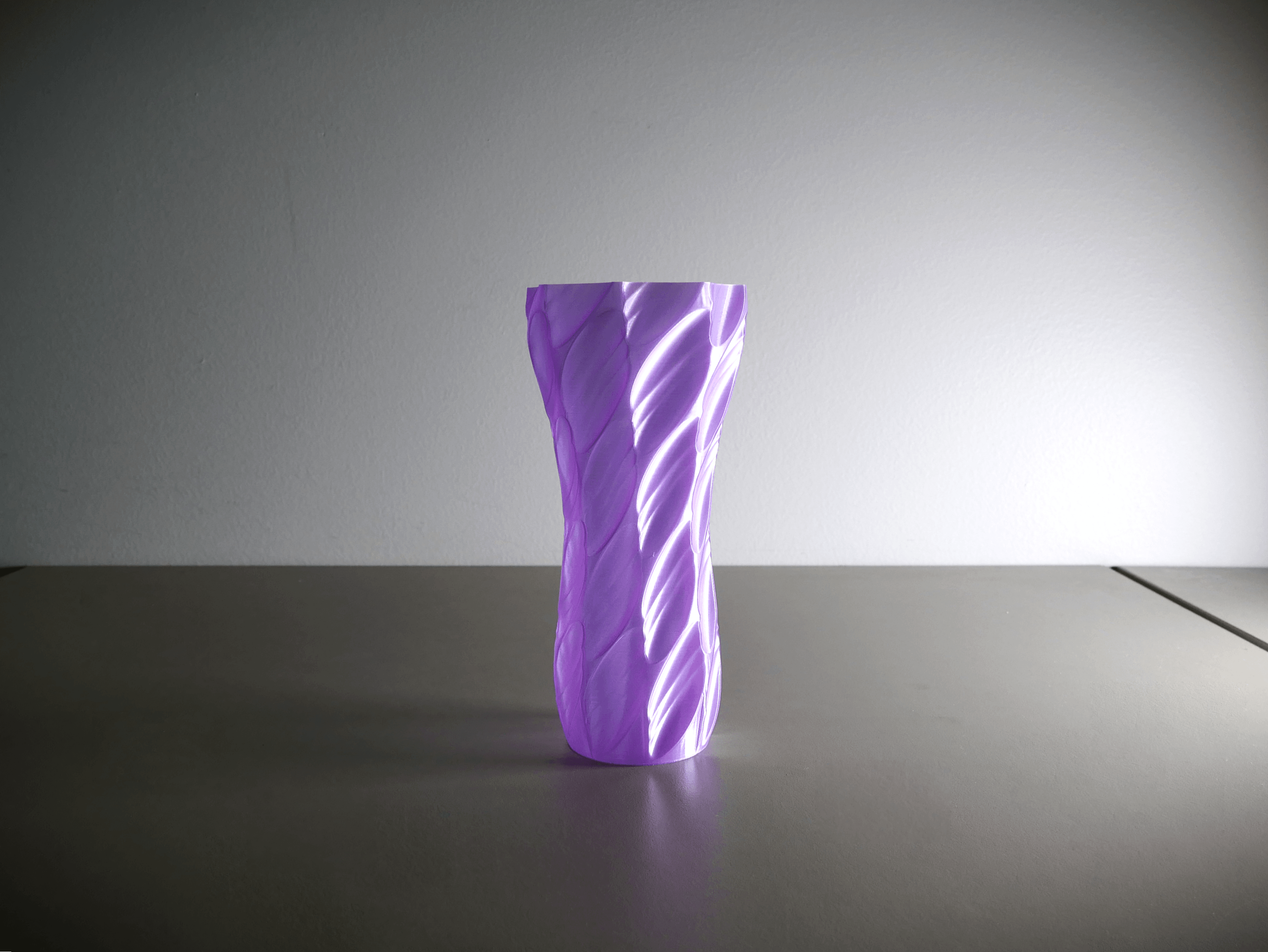 Leafline Vase 3d model