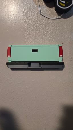 OBS Chevy Shelf V2 (with keyhooks) 3d model