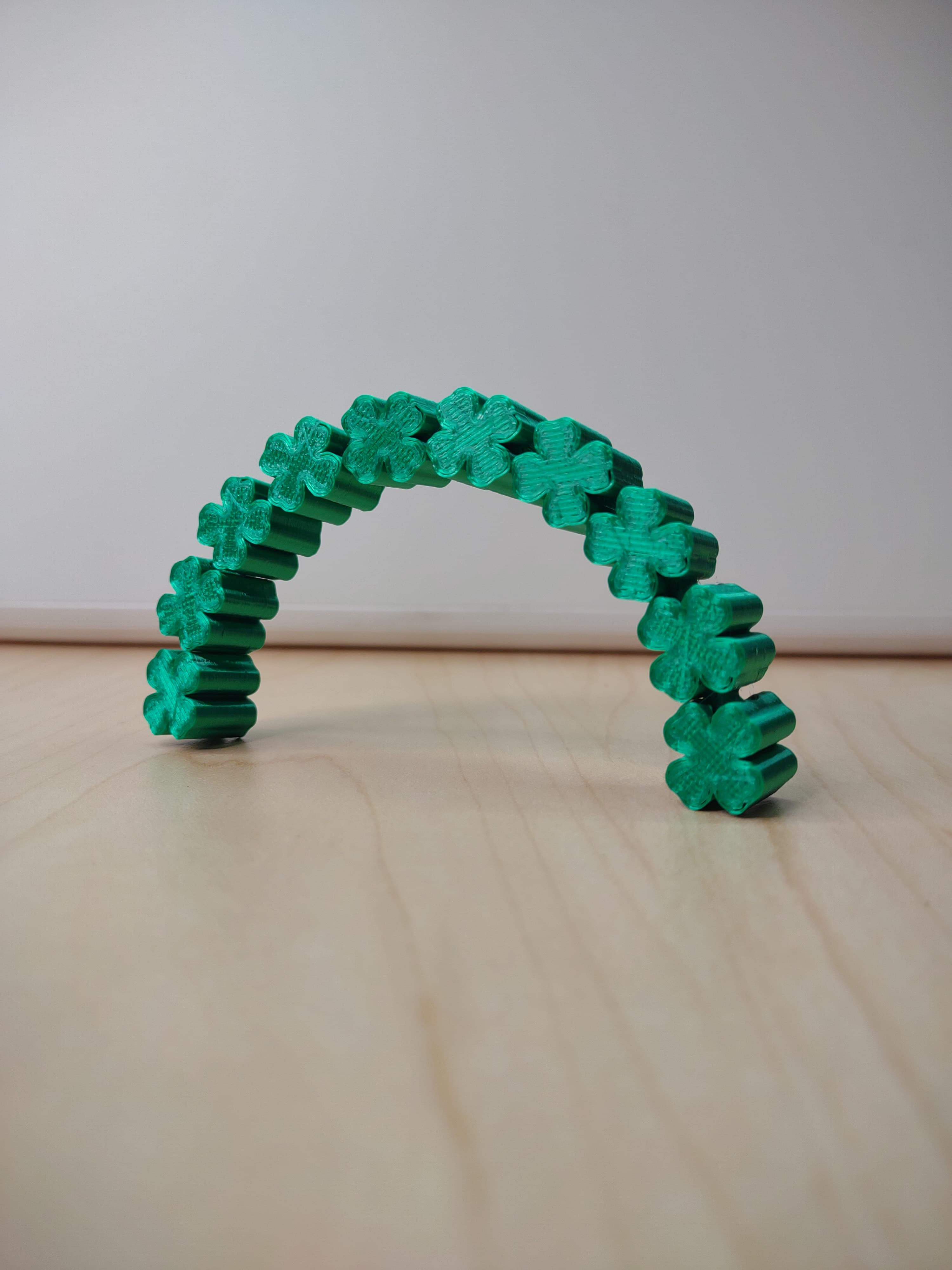 Fidget Four Leaf Clover Rainbow #StPatricksRemix 3d model