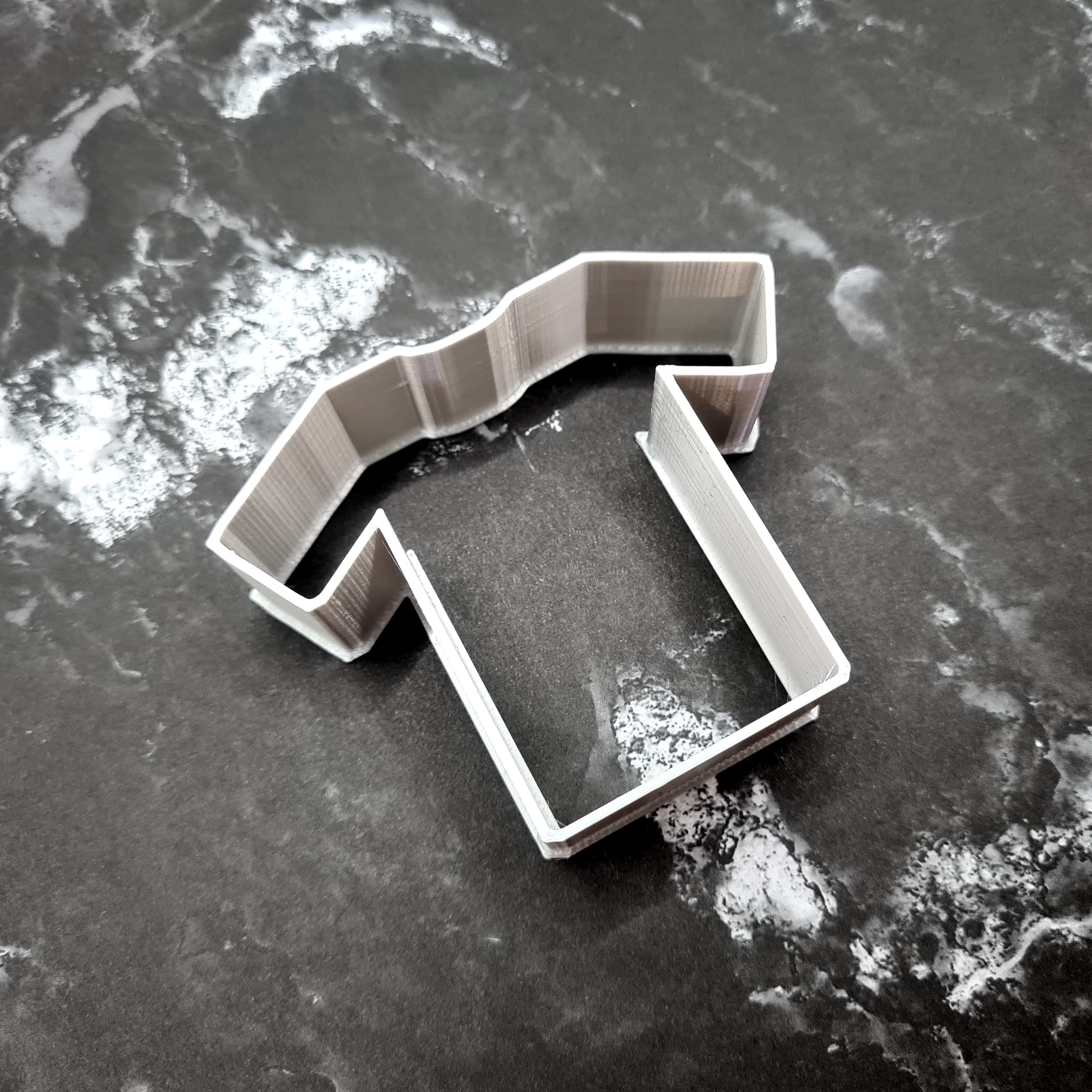 Tshirt Cookie Cutter 80mm 3d model