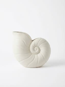 Nautilus Shell Spiral Vase – Sculptural Ceramic Flower Pot for Minimalist Coastal Decor and Dried Fl 3d model