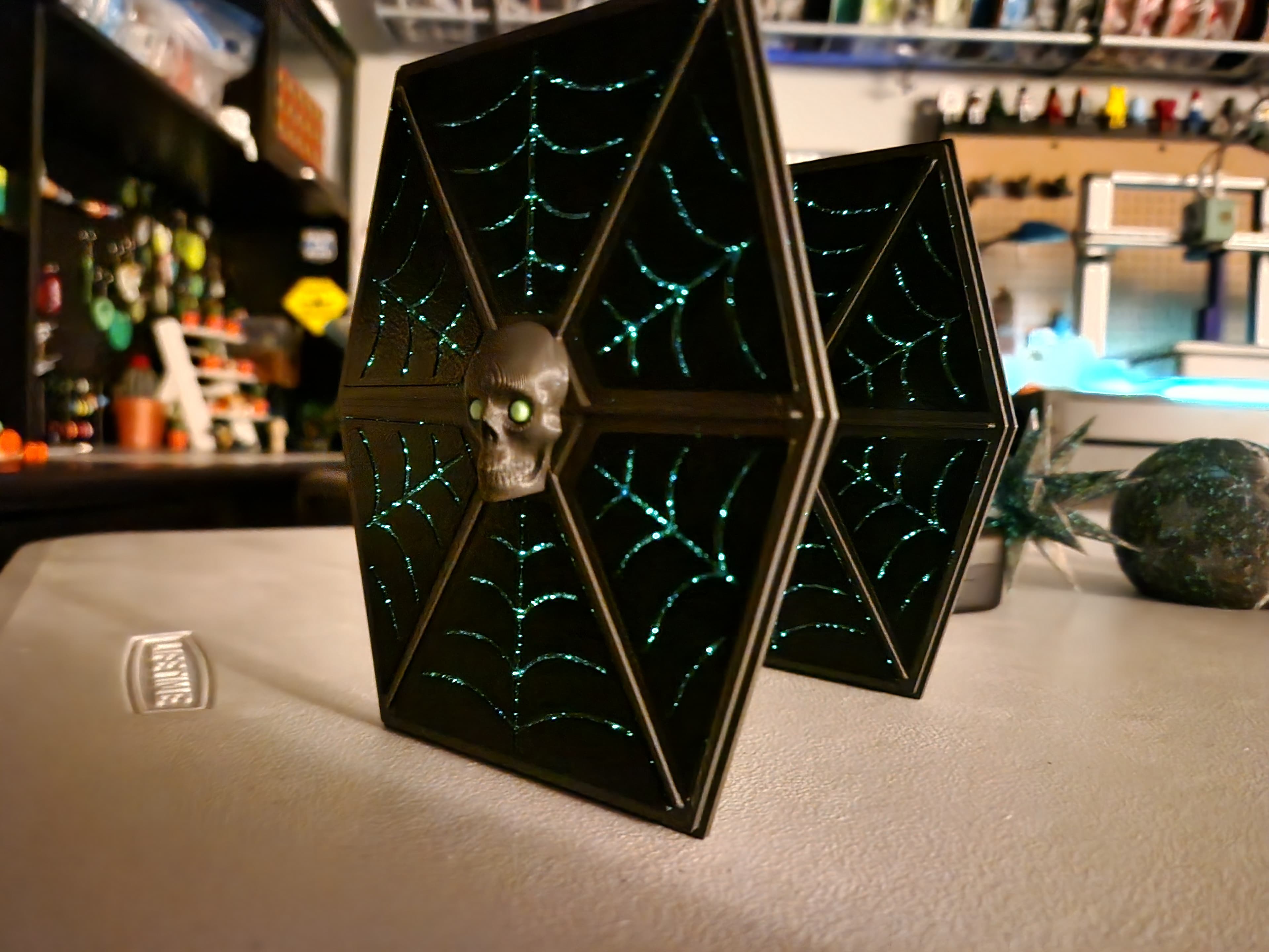 Went together so nice. Definitely fun one to try out the Amolen starry night glow in the dark filament.