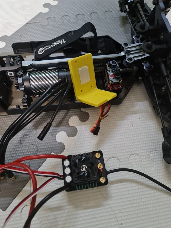 Hobbywing MAX8 G2 Vertical Mount 3d model