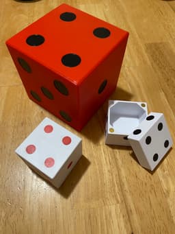 Six sided dice container - Six sided dice container for game dice. There is 100mm & 50mm versions. They use magnets to close them. - 3d model