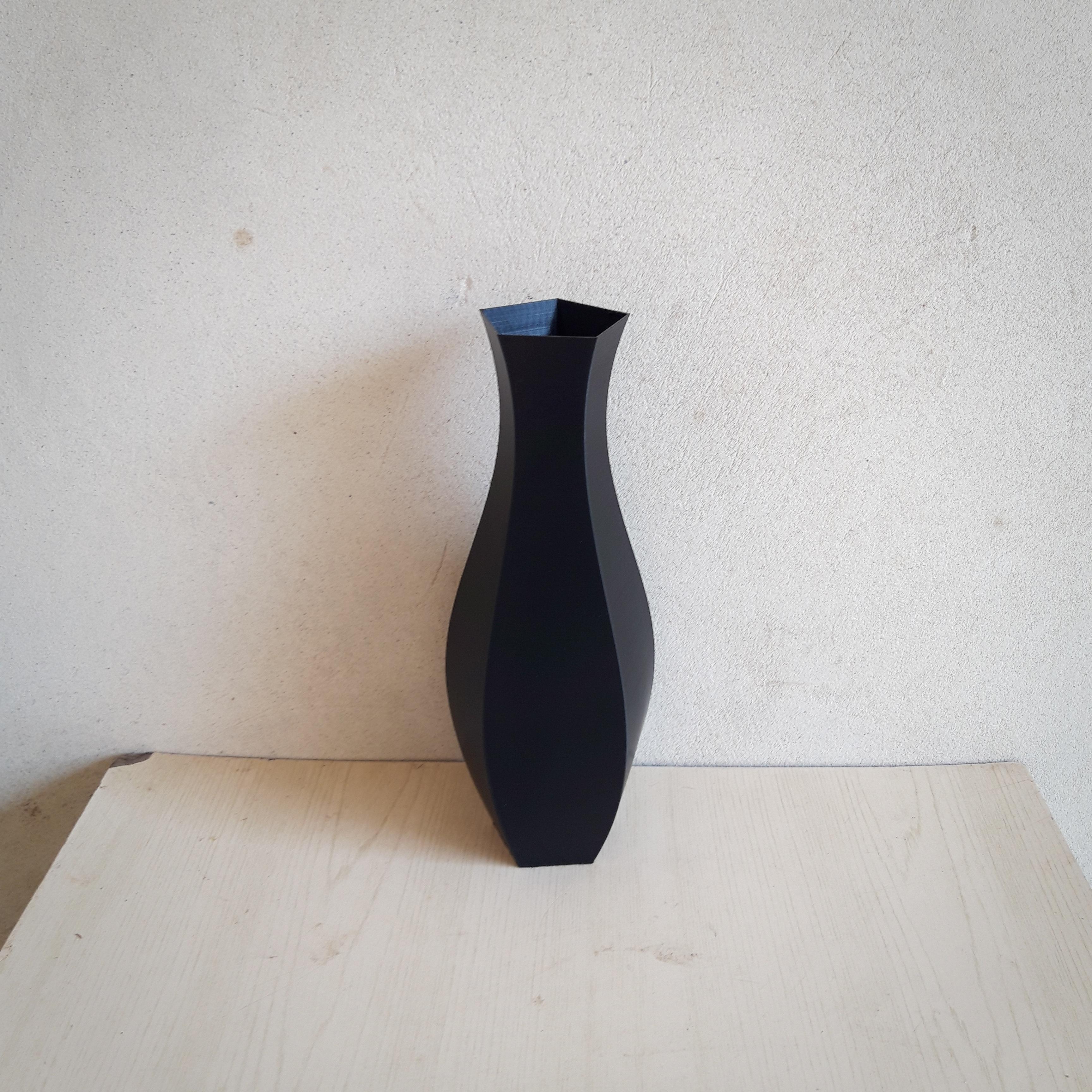 Pentagonal vase 3d model