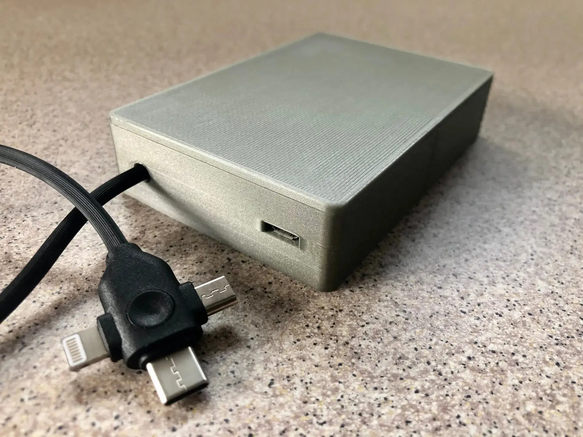 Powerbank HRD-B3X Case 3d model