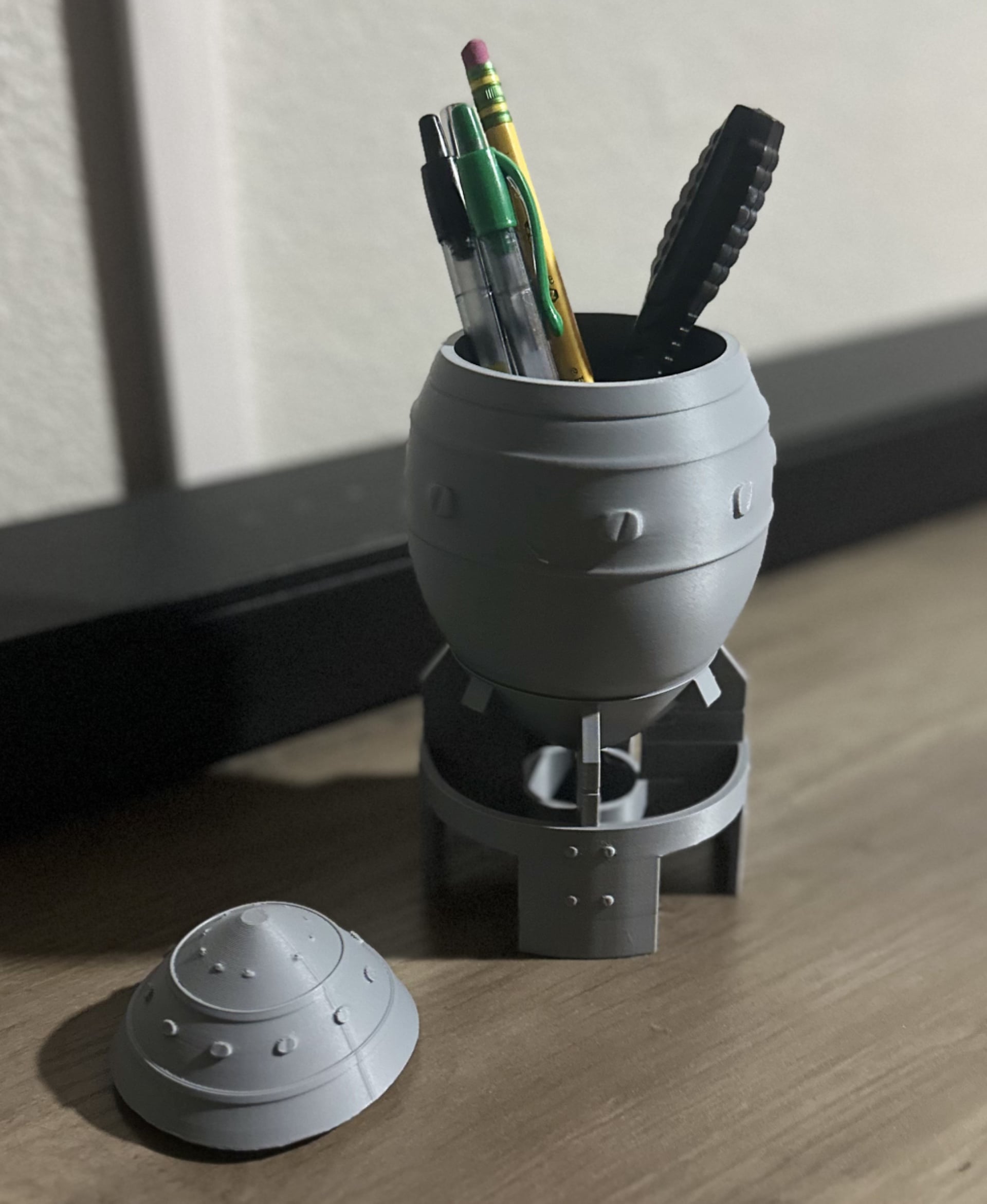 Mini Nuke Container and Pencil Holder 3d model