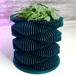 Fantastic Planter - Double Twist - Thangs Exclusive 3d model