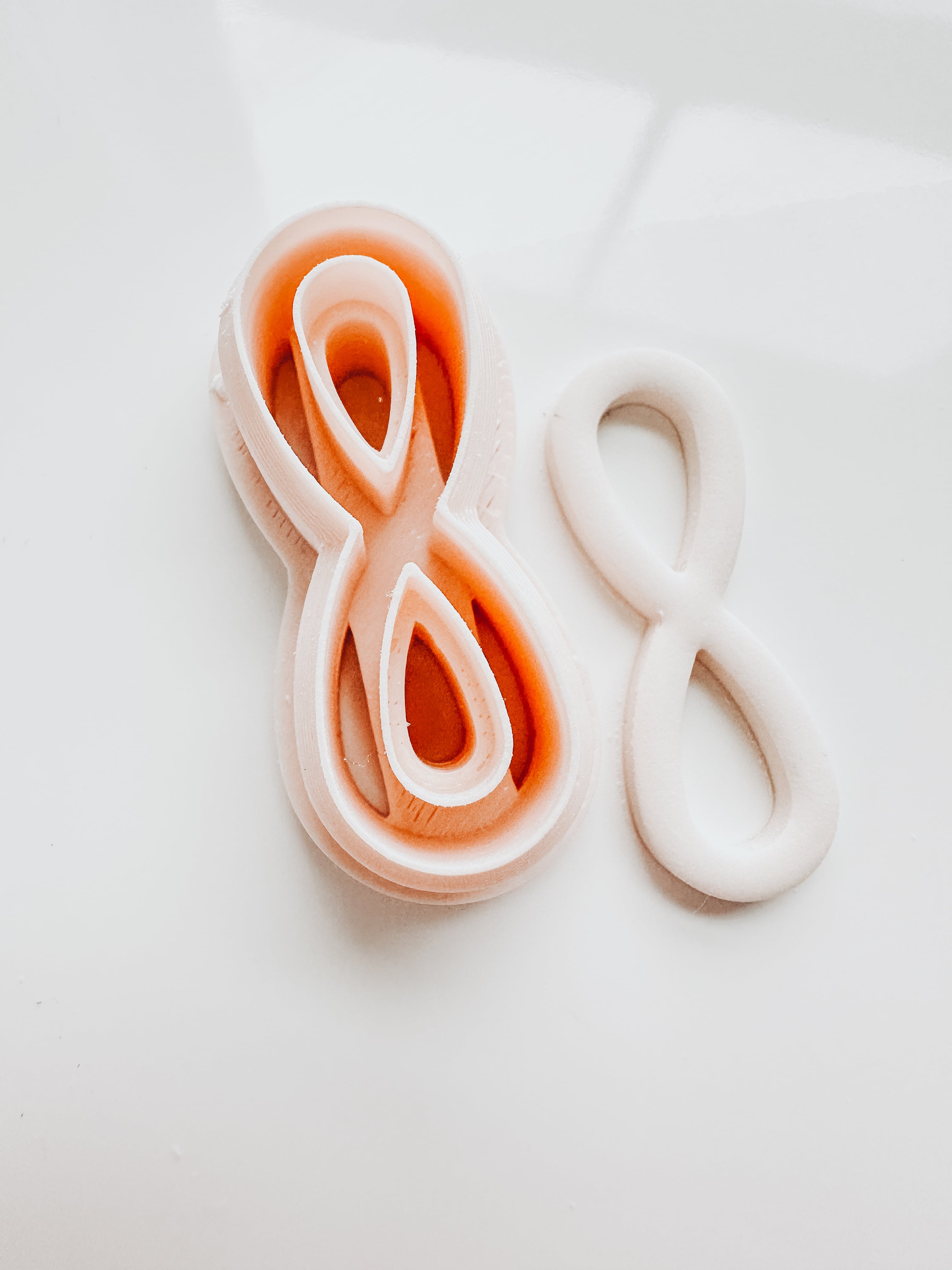 Infinity Huggie (Thangs Exclusive) 3d model