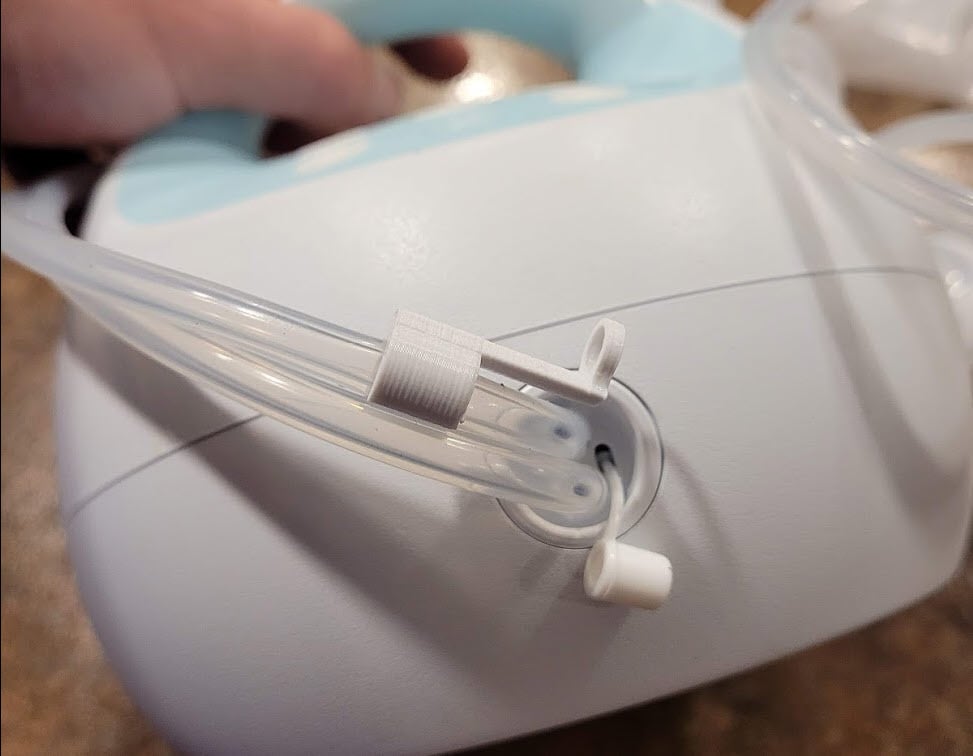 Spectra Breast Pump Cap Puller 3d model