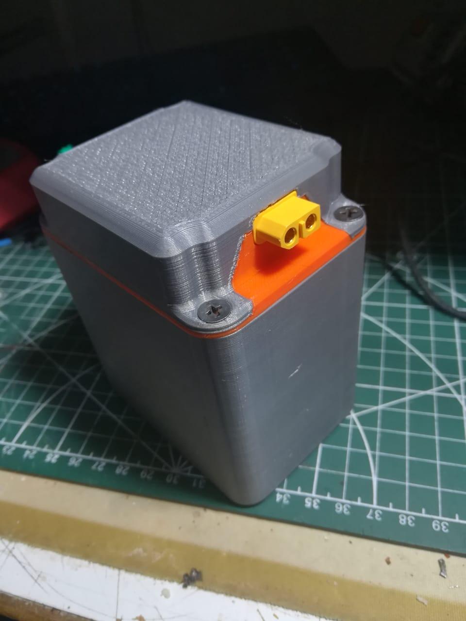 4s2p 18650 lithium battery pack case with bms 3d model