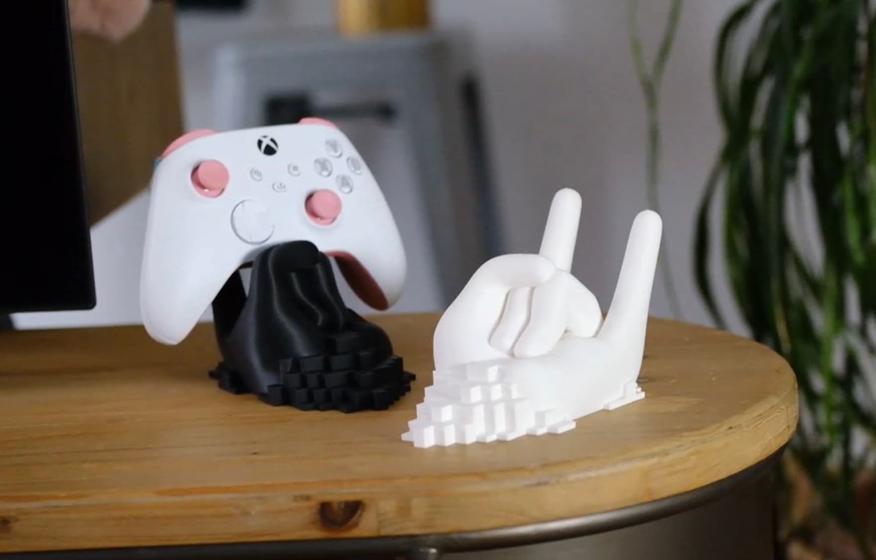 Hand Controller Stand MK.II by Holoprops 3d model