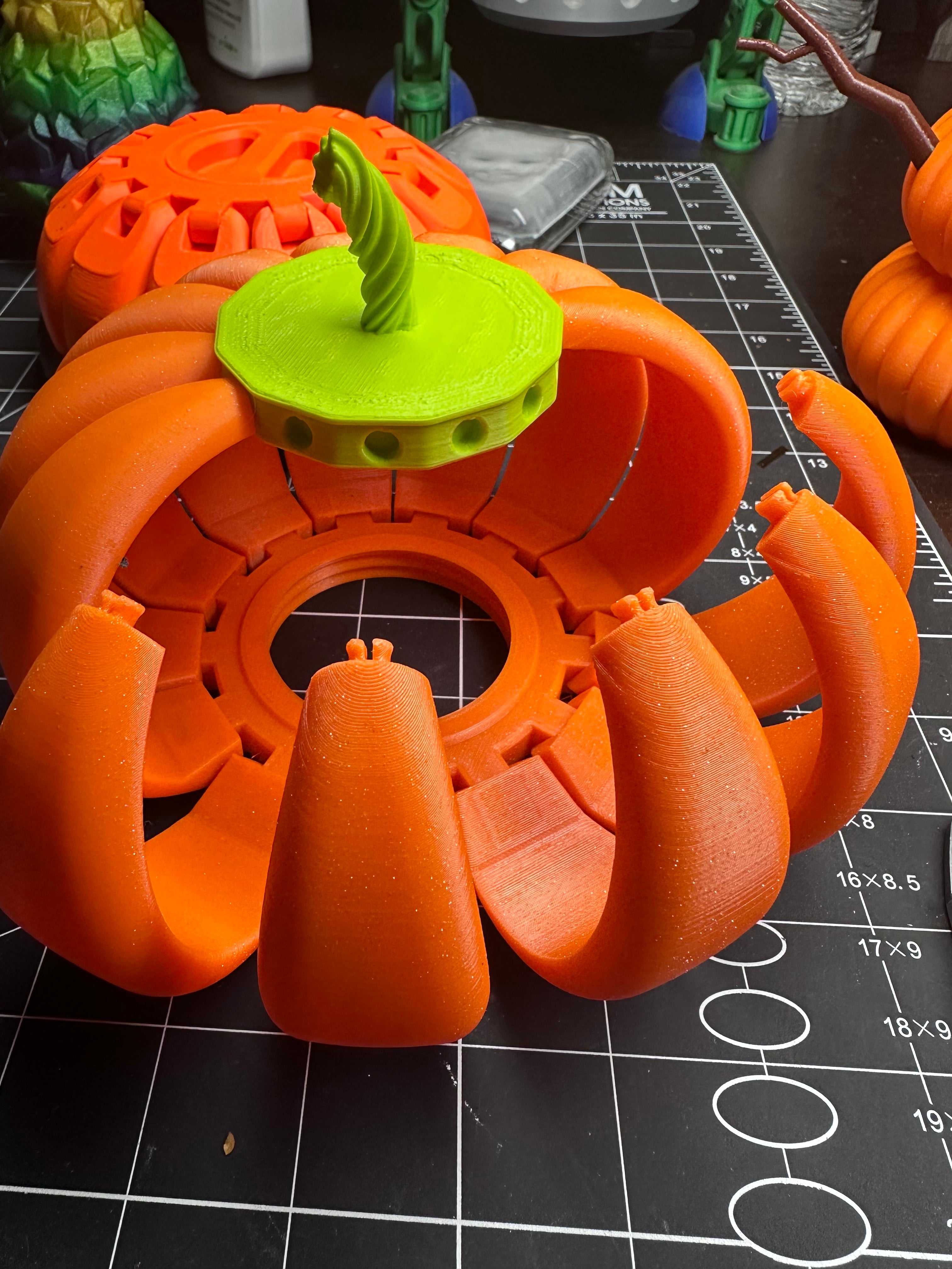 Articulated Pumpkin Model - Container 3d model