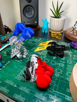 MINI BOXER "GLOVES OF GLORY" PRINT IN PLACE 3d model