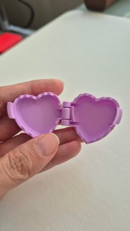 Heart Bag Clip 3d model