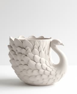 Elegant Peacock Makeup Brush Holder 3d model
