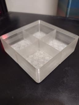 Divided Gridfinity Boxes (CadQuery Customizable) - Divided Gridfinity container, 2x2x4-hi and 1x1-divs - 3d model